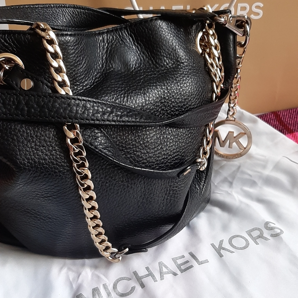 Michael Kors Jet Set Crossbody Bag💕
